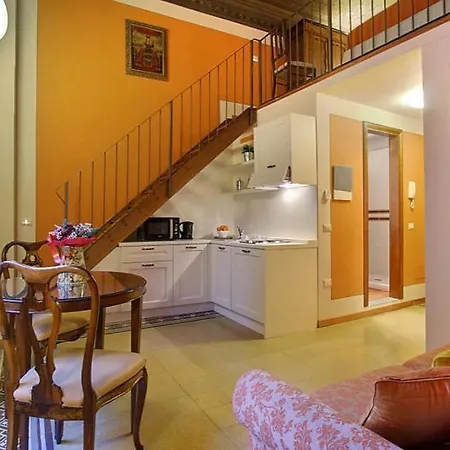 Apartment Turandot Florence
